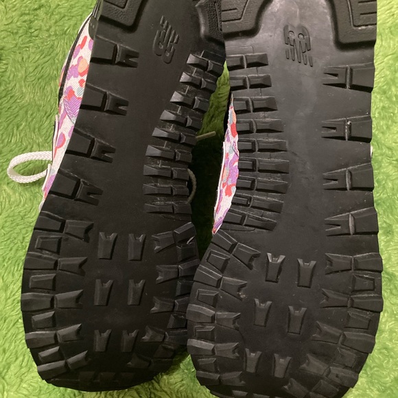 New Balance  ‘Floral Camo’ 🔥🔥✅ size 10 - Picture 4 of 4